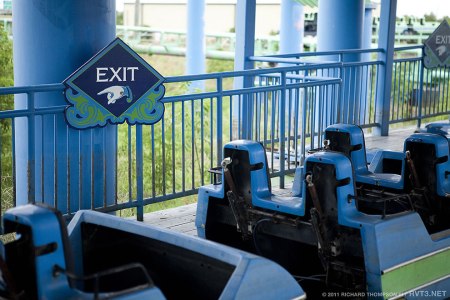 grounded-roller-coaster-at-abandoned-six-flags-please-exit
